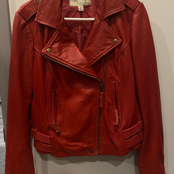 Leather jacket - Picture 4 of 4